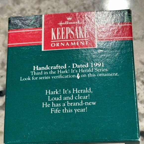 Vintage 1991 Hallmark Hark, It's Herald #3
1991 HALLMARK KEEPSAKE ORNAMENT - Picture 6 of 9